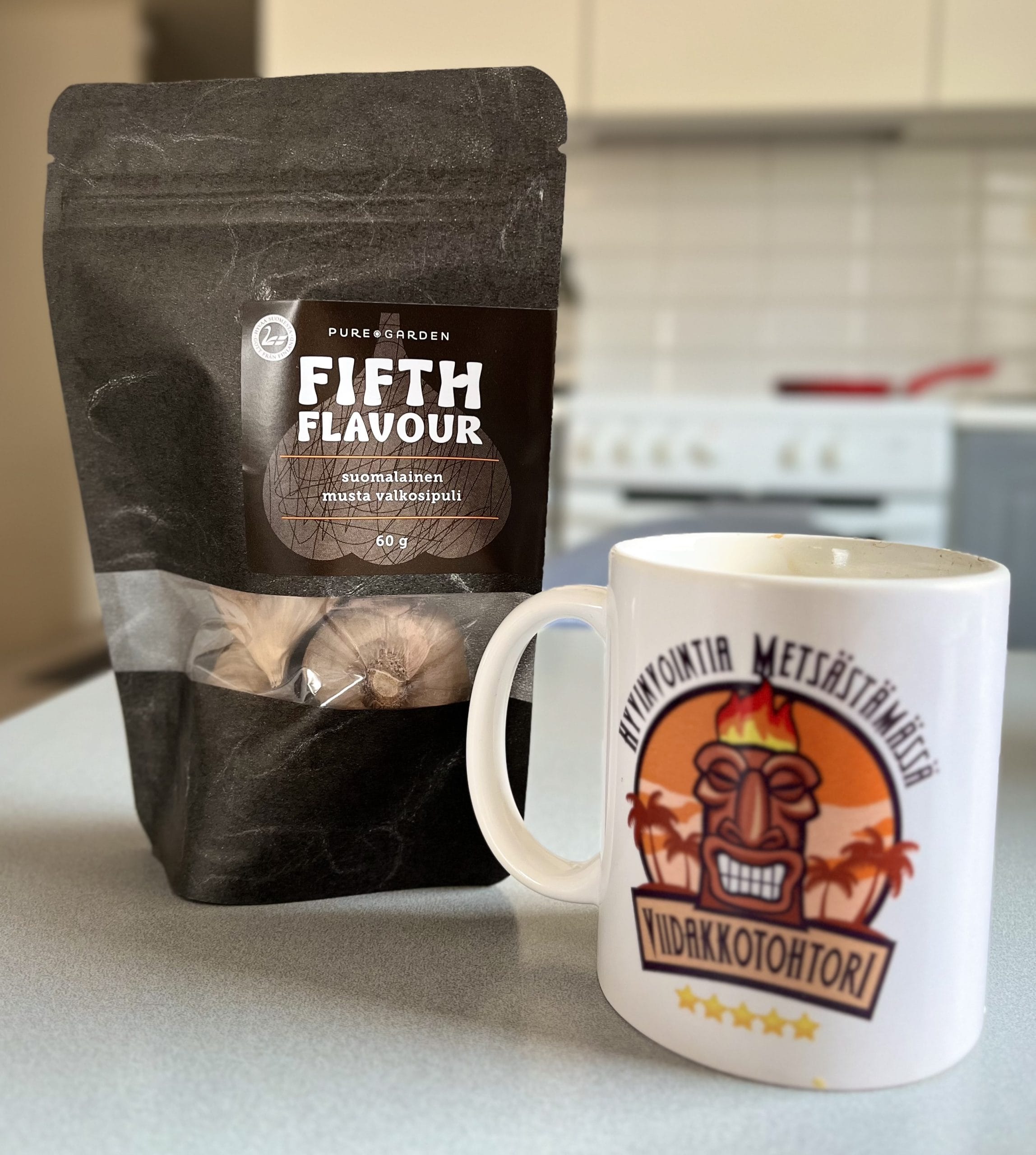 Black G kokonainen muki Svart vitlök - fermenterad, hel, 60gr - Black Garlic - Bild 2